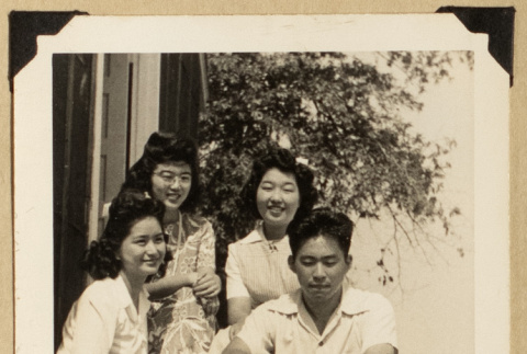 Gary Kikawa and friends (ddr-densho-542-532)