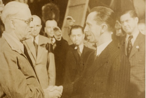 Joseph Goebbels shaking hands with Carl Froelich (ddr-njpa-1-536)