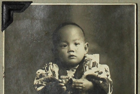 Portrait of a child (ddr-densho-258-93)