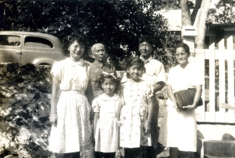 Family photograph (ddr-densho-22-158)
