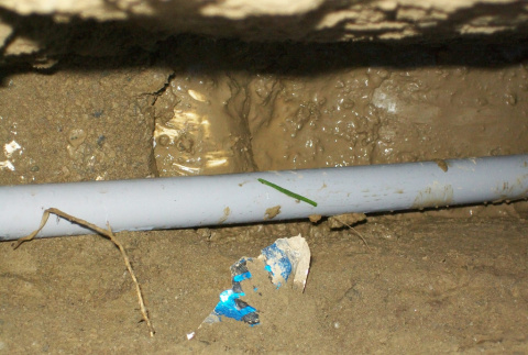 Underground electrical wiring for water feature pump (ddr-densho-354-1790)