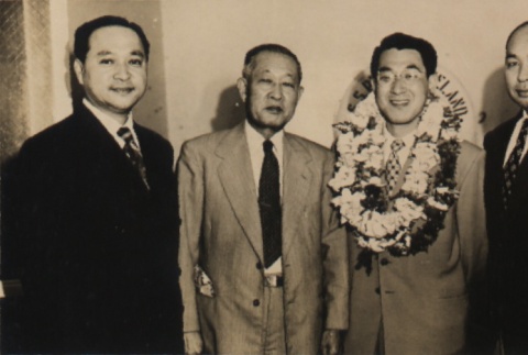 Kabuki actor posing with others (ddr-njpa-4-1774)