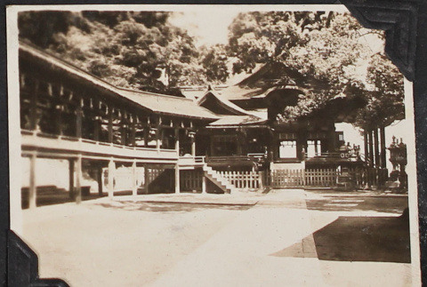 Kotohira shrine (ddr-densho-326-287)