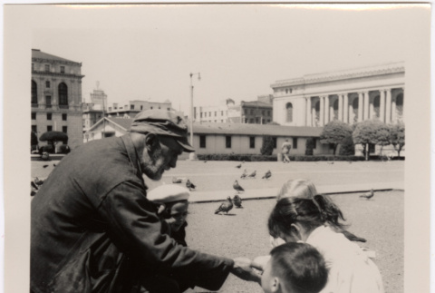 Man with children (ddr-densho-426-118)