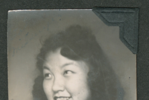 Portrait of young woman (ddr-densho-550-217)