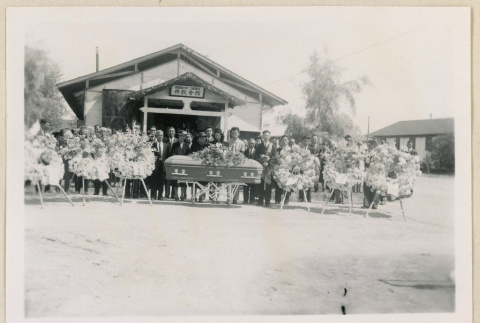 Mourners at Mujokichi Okamoto's funeral (ddr-densho-37-2044)