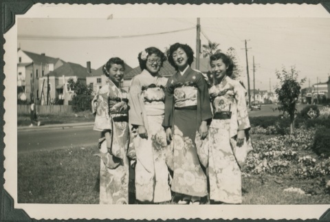 Four girls in kimono (ddr-densho-321-997)