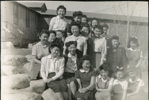 Manzanar, hospital staff (ddr-densho-343-94)