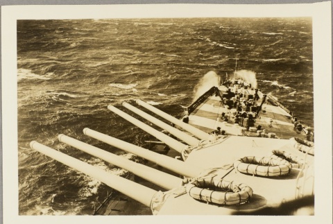Photograph of cannons on an Italian ship (ddr-njpa-13-755)