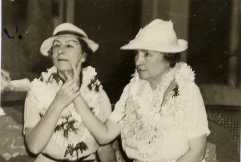 Helen Keller and Polly Thomson in Hawai'i (ddr-njpa-1-754)