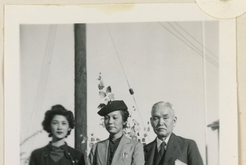 Dr. and Mrs. Ichioka and sister (ddr-densho-37-871)