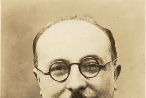 Portrait of a man (ddr-njpa-1-420)