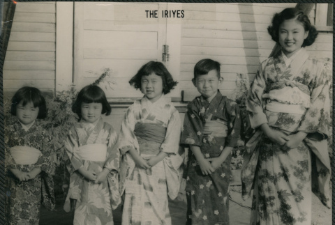 Shirley Shigeko (Abe) Iriye with Lenard, Sharon, Carolyn and unidentified girl (ddr-densho-522-738)
