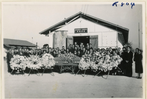 Mourners at Oka funeral (ddr-densho-37-1882)