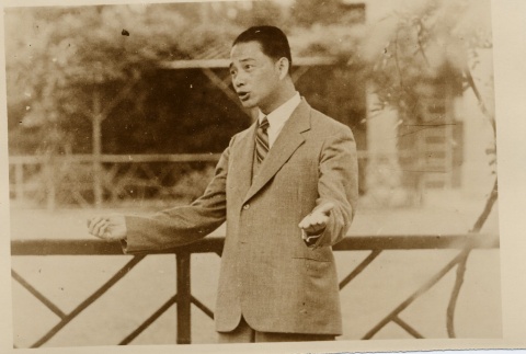 Wang Jingwei giving a speech (ddr-njpa-1-1060)
