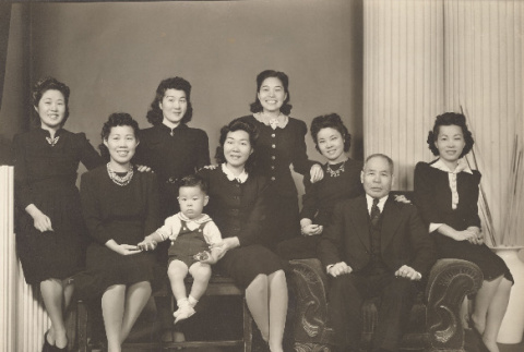 Fukuda family (ddr-janm-22-34)