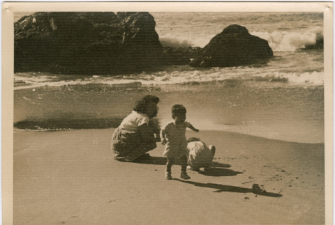 Tomoye Takahashi with Norman and Masako Takahashi (ddr-densho-426-1029)