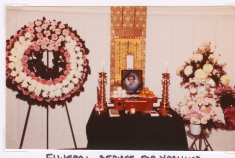 Funeral service for Yoshiko Nakahara (ddr-densho-477-565)