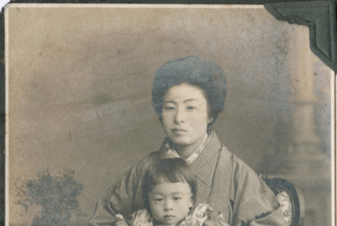 Portrait of woman and child (ddr-densho-293-57)