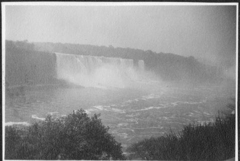 Niagara Falls (ddr-densho-443-35)