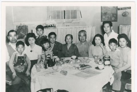 Kazuo Masuda's family (ddr-densho-1007-246)