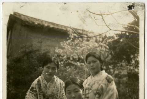Women in kimonos (ddr-densho-391-13)