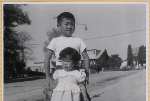 William and Susan Shiomi (ddr-densho-522-266)