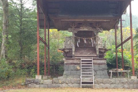 Shrine in Mr. Kubota's home town, Naro (ddr-densho-354-2253)