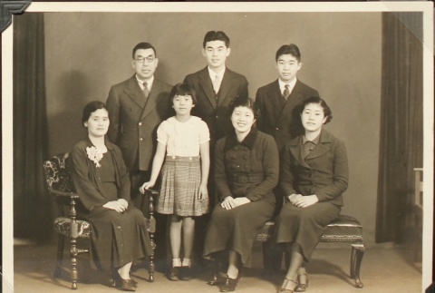 Portrait of Nikkei family (ddr-densho-259-484)