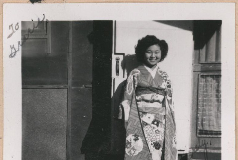 Signed photograph of a woman wearing a kimono (ddr-manz-10-47)