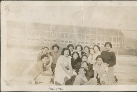 Pauline Sakahara with friends (ddr-densho-316-42)