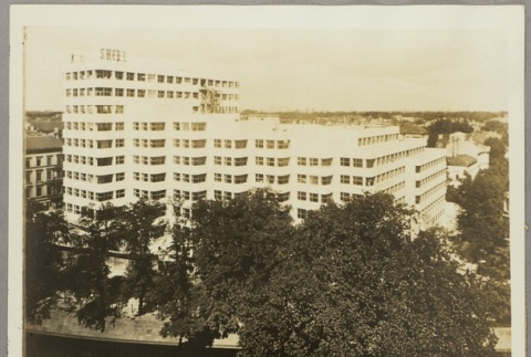 Two photos of a building (ddr-njpa-13-1563)