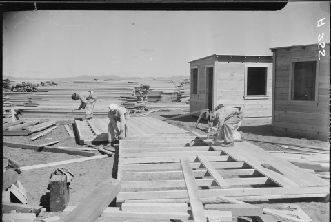 Barracks construction (ddr-densho-37-257)