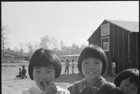 Japanese American grade school students (ddr-densho-37-548)