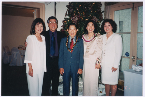 Yoshida family (ddr-densho-495-77)