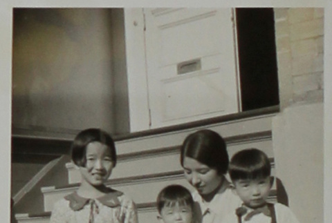 Terakawa family (ddr-densho-357-708)