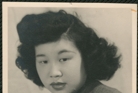 Portrait of woman (ddr-densho-522-669)