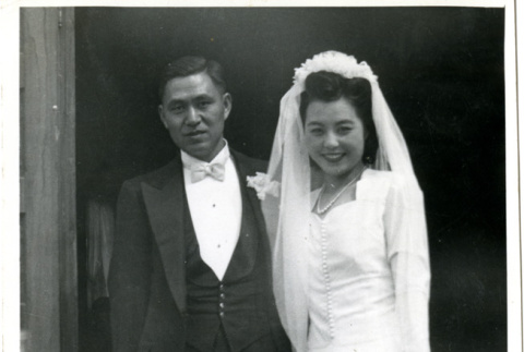 Wedding of Oliver Noji [and Kiyo Aiura] (ddr-csujad-26-118)