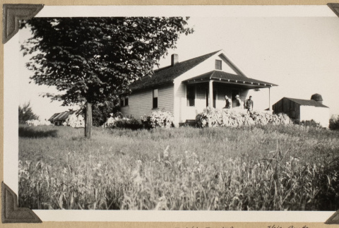 Working on a farm (ddr-densho-542-417)