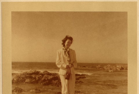 Ruth (Saitow) Kikawa by the ocean (ddr-densho-542-29)