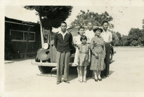 [Photograph of the Okine family] (ddr-csujad-5-320)
