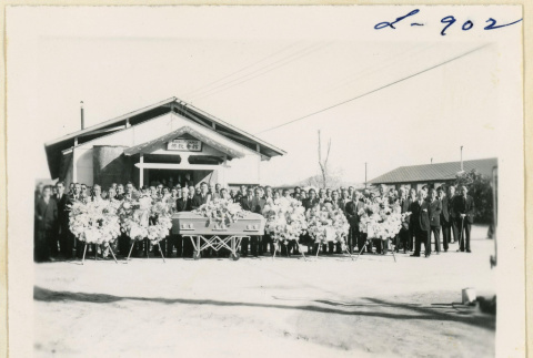 Mourners at Honda's funeral (ddr-densho-37-1975)