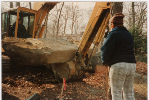 Kaneji directing rock placement (ddr-densho-377-2373)