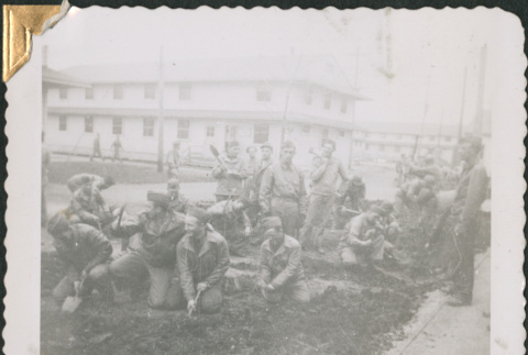 Group of men digging (ddr-densho-434-72)