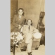 Emanuel Feuermann seated with Mr. Kitzenger [?] (ddr-njpa-1-345)