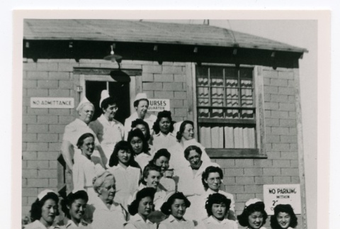 Nurses (ddr-hmwf-1-588)