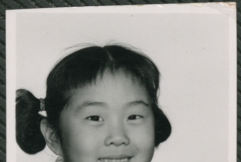 Portrait of girl (ddr-densho-522-776)