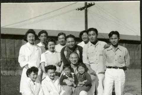Manzanar, hospital staff (ddr-densho-343-88)