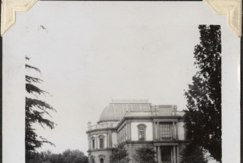 Building on Palais Wilson grounds (ddr-densho-466-851)