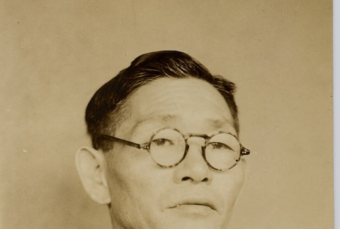 Photograph of an unknown man (ddr-njpa-2-539)